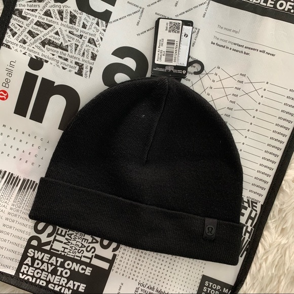 Lululemon Alpine Air Beanie | Poshmark